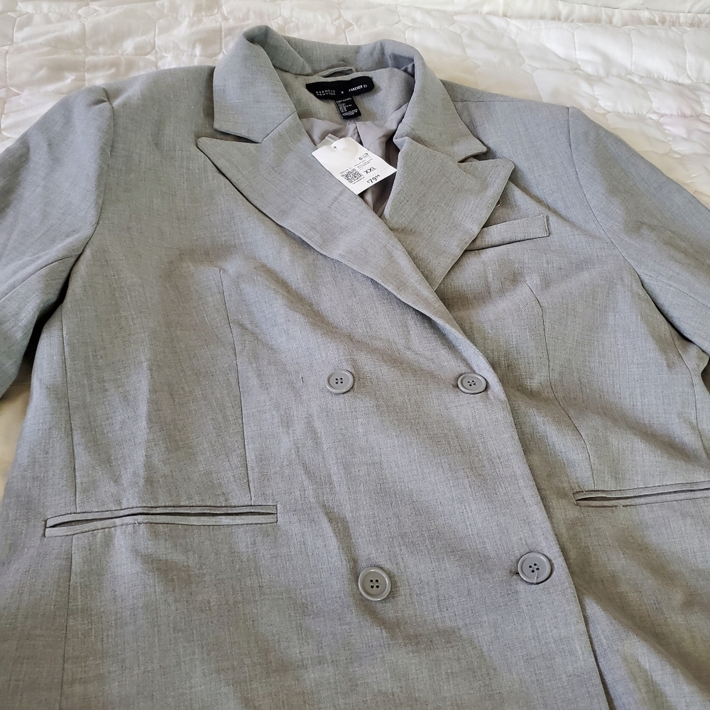 Jacket - Picture 5 of 15